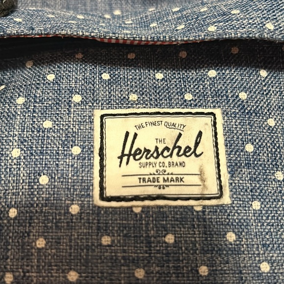 Herschel Little America Backpack 30L - Picture 8 of 8